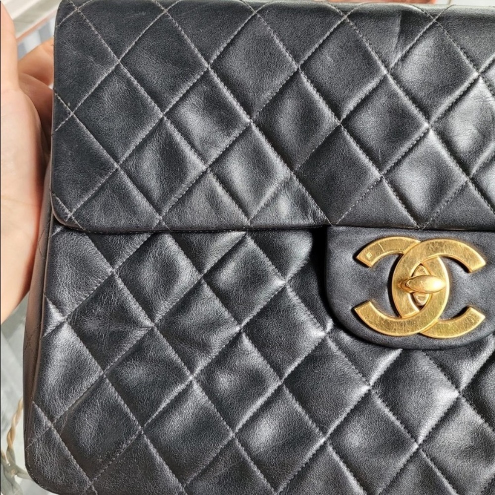 Black Friday deal🔥 Chanel Large CC Maxi flap Black& 24k Gold plated Hardware - Picture 4 of 15